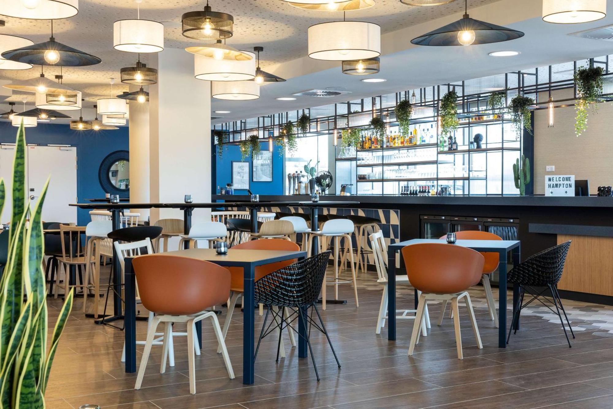 Hampton By Hilton Tours Centre, France Hotell Exteriör bild